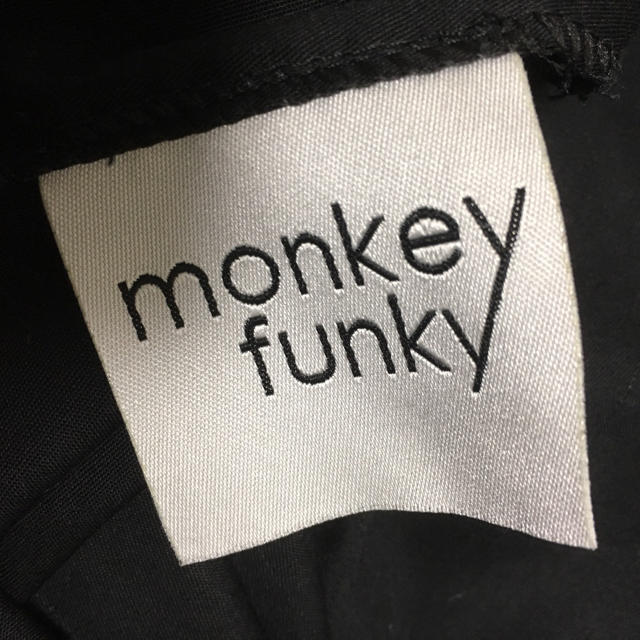 FUNKY FRUIT(ファンキーフルーツ)のFUNKY FRUIT monkey funky トップス レディースのトップス(Tシャツ(長袖/七分))の商品写真