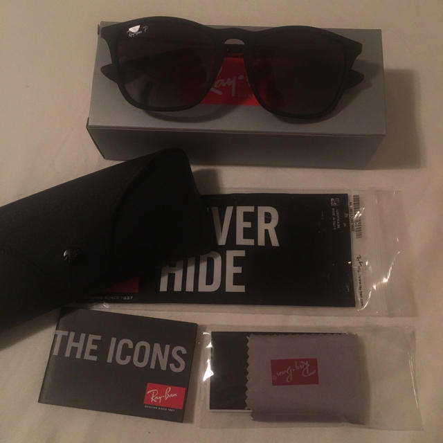 Ray-Ban サングラス ほぼ新品 RB4187