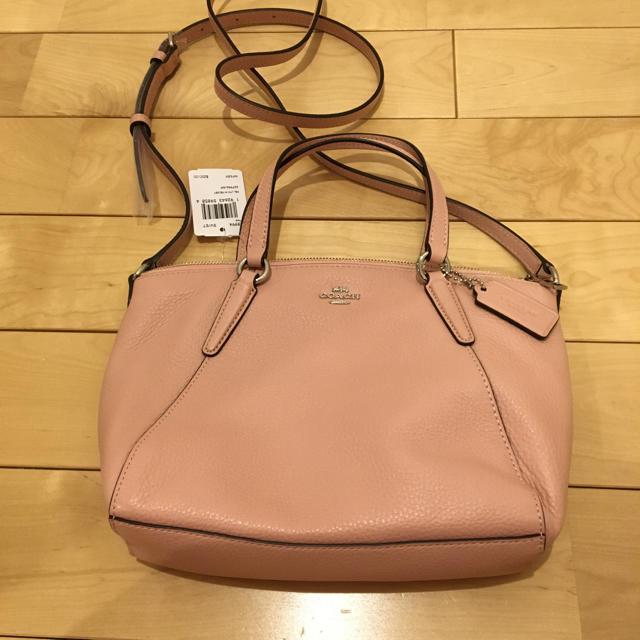 COACH(コーチ)のCOACH ショルダーバッグ ピンク  レディースのバッグ(ショルダーバッグ)の商品写真