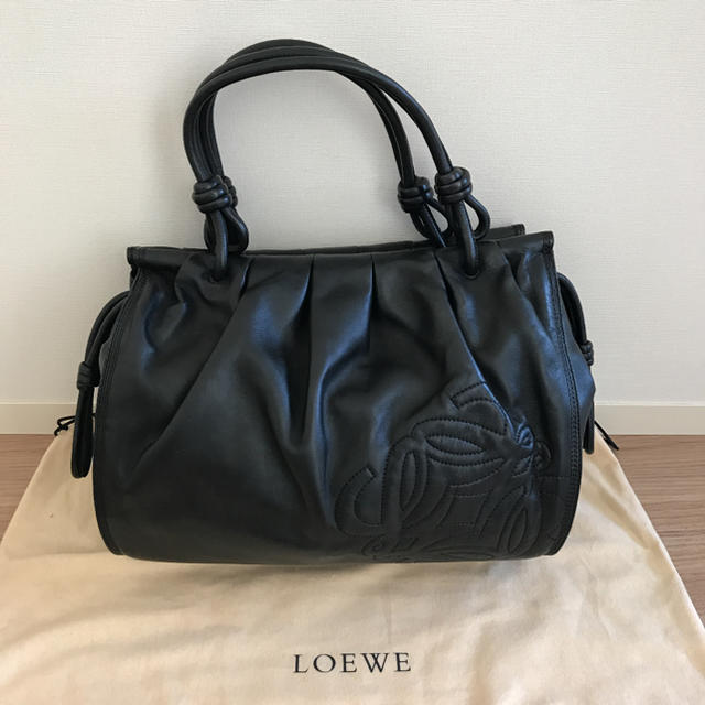 美品 ロエベ  LOEWE ナッパレザー ハンドバッグ