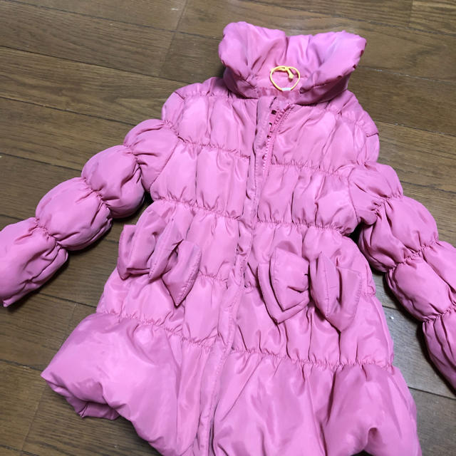 ピンクダウン キッズ/ベビー/マタニティのキッズ服女の子用(90cm~)(ジャケット/上着)の商品写真