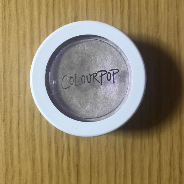 colourpop(カラーポップ)のcolourpop ハイライト OVER THE MOON コスメ/美容のベースメイク/化粧品(フェイスカラー)の商品写真