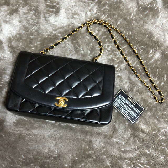 CHANEL ダイアナマトラッセ