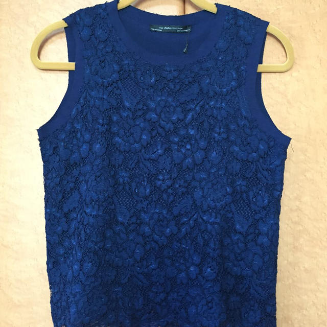 ZARA(ザラ)のZARA☆花柄トップス タンクトップ レディースのトップス(タンクトップ)の商品写真