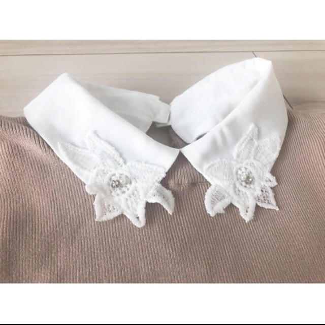 Rirandture(リランドチュール)のRirandture  刺繍衿付きフレア袖ニットプルオーバー レディースのトップス(ニット/セーター)の商品写真