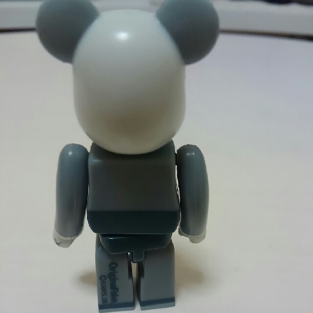  kaws ベアブリック　Original Fake 
 エンタメ/ホビーのフィギュア(その他)の商品写真