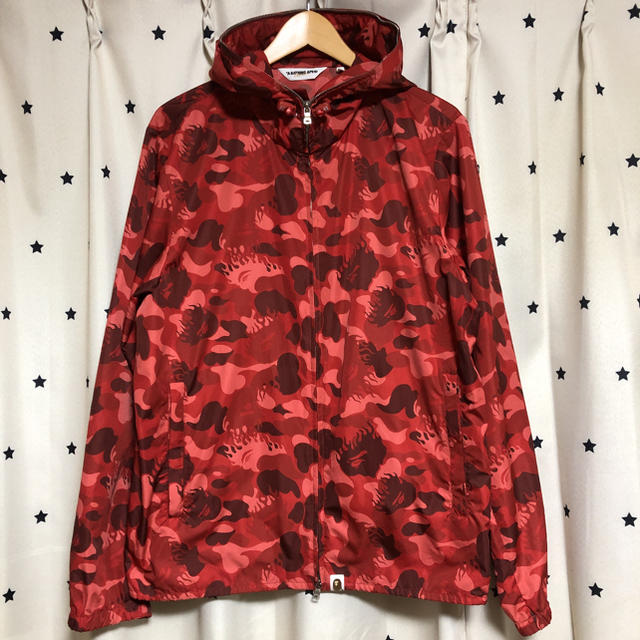 A BATHING APE(アベイシングエイプ)のA BATHING APE ファイヤーカモ ナイロンジャケット(L)♪ メンズのジャケット/アウター(ナイロンジャケット)の商品写真