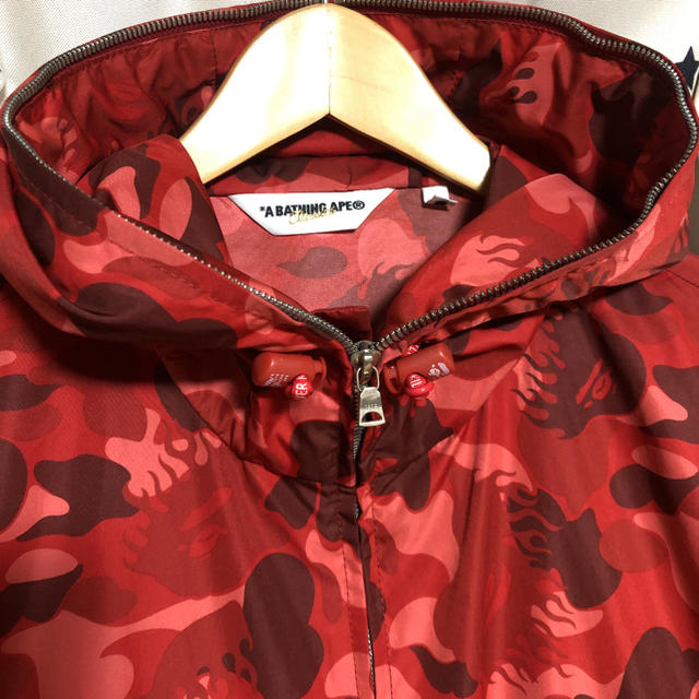 A BATHING APE(アベイシングエイプ)のA BATHING APE ファイヤーカモ ナイロンジャケット(L)♪ メンズのジャケット/アウター(ナイロンジャケット)の商品写真