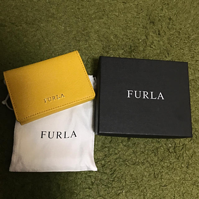 【美品】フルラ  FURLA 三つ折り財布