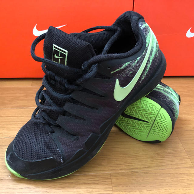 NIKE - ナイキテニスシューズ ブラック ヴェイパー9.5 24.5cmの NIKE - ナイキテニスシューズ ブラック ヴェイパー9.5 24.5cmの