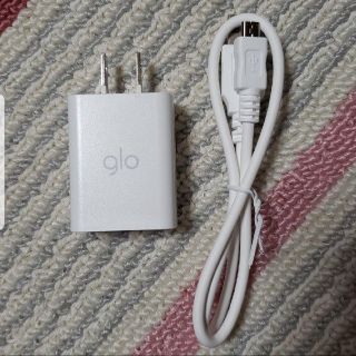 グロー(glo)のglo グロー 充電器 正規品 新品(バッテリー/充電器)