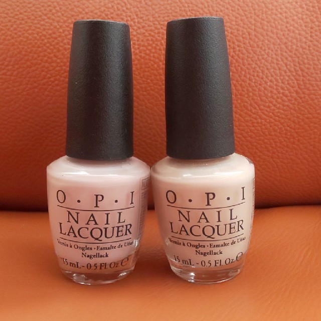 pon様専用  OPI ネイルラッカー コスメ/美容のネイル(マニキュア)の商品写真