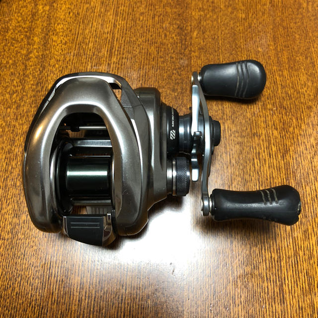 SHIMANO(シマノ)の１５メタニウムdc スポーツ/アウトドアのフィッシング(リール)の商品写真