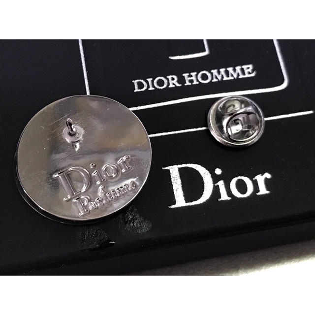 DIOR HOMME(ディオールオム)のディオールオム 新品 ラペルピン ピン メンズのファッション小物(ネクタイピン)の商品写真