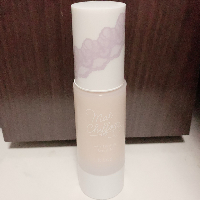 kiss マットシフォン UVホワイトニングベース  01 コスメ/美容のベースメイク/化粧品(化粧下地)の商品写真