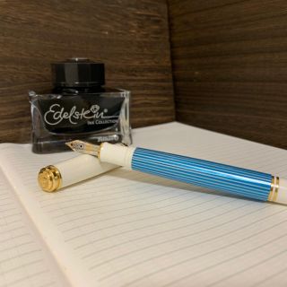 ペリカン(Pelikan)の2018年限定 スーベレーンM600 ターコイズホワイト 字幅F(ペン/マーカー)