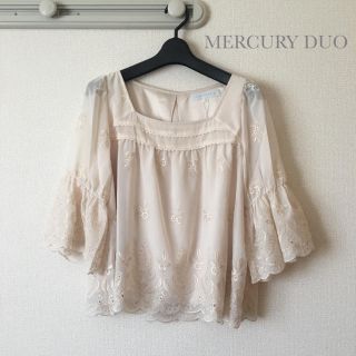 マーキュリーデュオ(MERCURYDUO)の新品タグ付 MERCURY DUO 花柄 レース ブラウス(シャツ/ブラウス(半袖/袖なし))