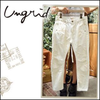 アングリッド(Ungrid)のアングリッドホワイトサルエルデニム(サルエルパンツ)