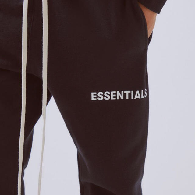 Mサイズ essentials sweat pants