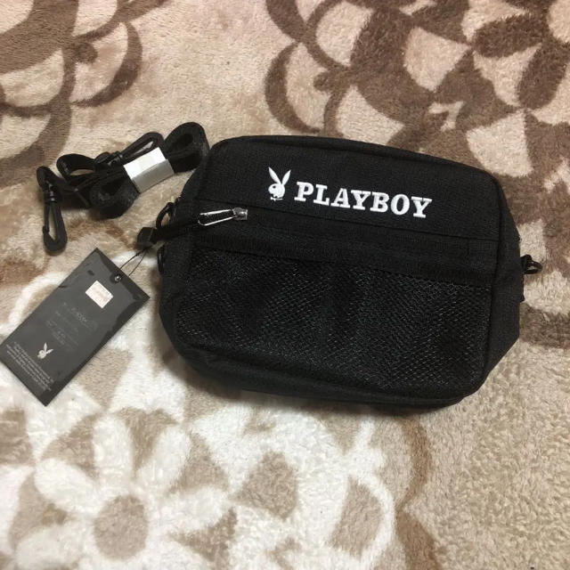 PLAYBOY(プレイボーイ)のプレイボーイ ショルダーバッグ 新品未使用 レディースのバッグ(ショルダーバッグ)の商品写真