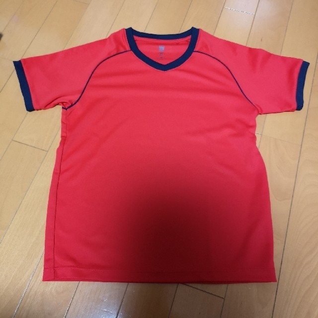 UNIQLO(ユニクロ)のジャージ　２点セット キッズ/ベビー/マタニティのキッズ服男の子用(90cm~)(Tシャツ/カットソー)の商品写真