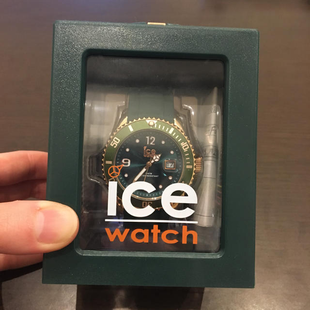 ice watch(アイスウォッチ)のice watch 復刻版 メンズの時計(腕時計(アナログ))の商品写真