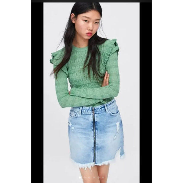 ZARA(ザラ)のフリルニット レディースのトップス(ニット/セーター)の商品写真