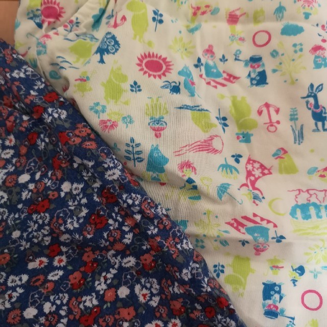 UNIQLO(ユニクロ)のリラコ　２点セット キッズ/ベビー/マタニティのキッズ服女の子用(90cm~)(パジャマ)の商品写真