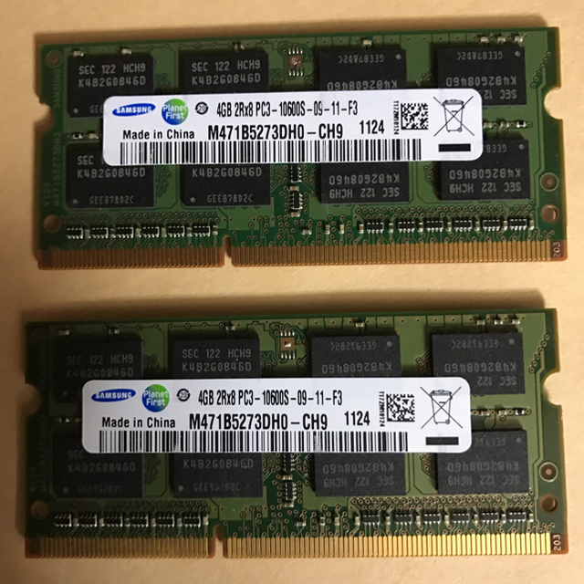 SAMSUNG(サムスン)のSAMSUNGノートPC用メモリ 4GB×2枚 スマホ/家電/カメラのPC/タブレット(PCパーツ)の商品写真