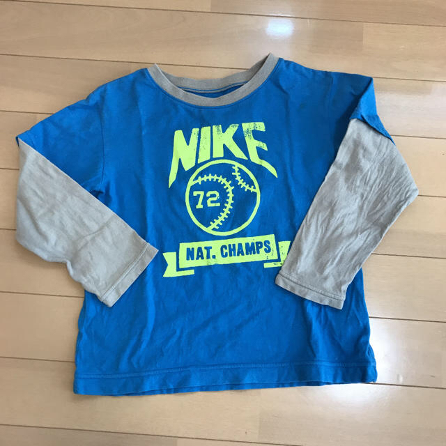 NIKE(ナイキ)のロンT  NIKE キッズ/ベビー/マタニティのキッズ服男の子用(90cm~)(Tシャツ/カットソー)の商品写真