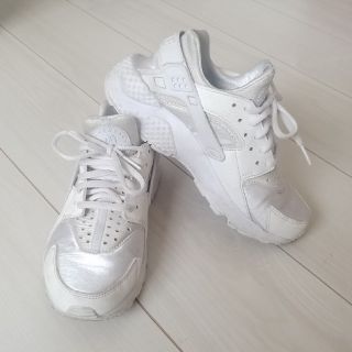 ナイキ(NIKE)のナイキ エアハラチ 23.5cm nike 古着 (スニーカー)