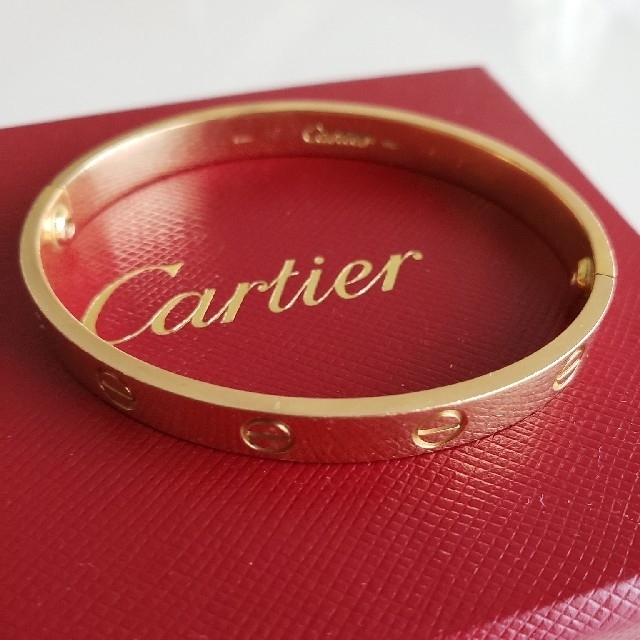 Cartier(カルティエ)のカルティエラブブレス　本物 レディースのアクセサリー(ブレスレット/バングル)の商品写真
