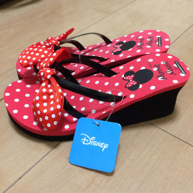 Disney(ディズニー)の新品☆ミニーヒールサンダル 20センチ キッズ/ベビー/マタニティのキッズ靴/シューズ(15cm~)(サンダル)の商品写真