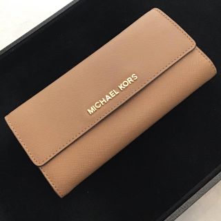 マイケルコース(Michael Kors)のMichael Kors 長財布       No.7-①(長財布)