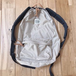 ビームス(BEAMS)のフレドリックパッカーズ バックパック ベージュ 500D DAY PACK(リュック/バックパック)