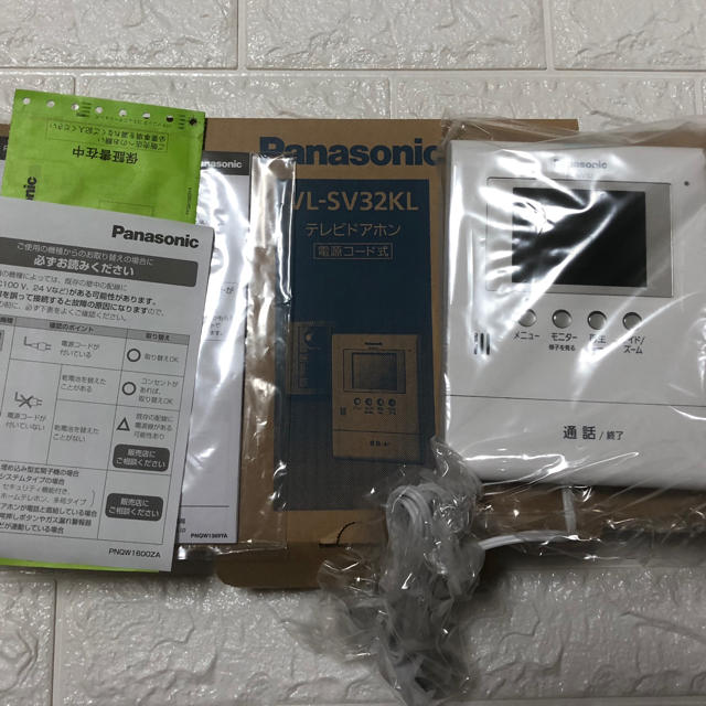 Panasonic(パナソニック)の新品未使用品@パナソニックドアホンVL-SV32KL親機 スマホ/家電/カメラのスマホ/家電/カメラ その他(防犯カメラ)の商品写真