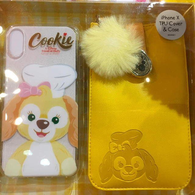 ダッフィー(ダッフィー)のイエローが鮮やか！クッキーのiPhoneケース(X用)@香港パーク スマホ/家電/カメラのスマホアクセサリー(iPhoneケース)の商品写真