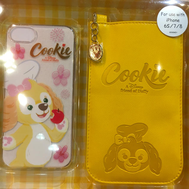 ダッフィー(ダッフィー)のイエローが鮮やか！クッキーのiPhoneケース(6s、7、8用)@香港パーク スマホ/家電/カメラのスマホアクセサリー(iPhoneケース)の商品写真