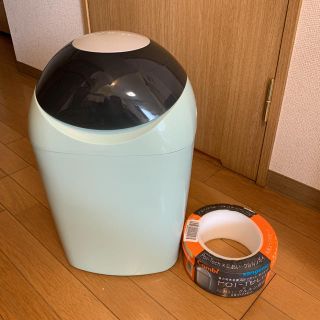 コンビ(combi)のコンビ クルルンポイ(紙おむつ用ゴミ箱)