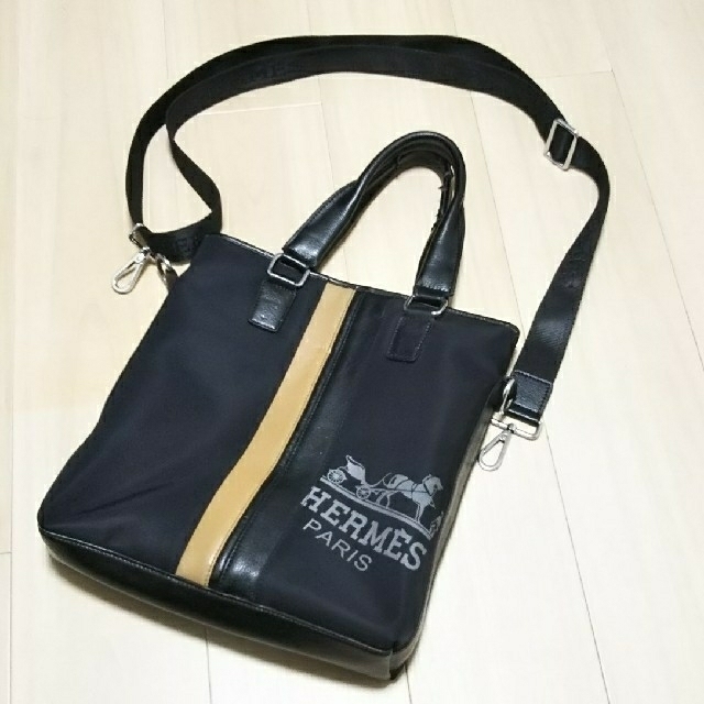 Hermes(エルメス)のエルメス ハンドバッグ 手提げかばん 肩掛けかばん ショルダーバッグ ブラック メンズのバッグ(ショルダーバッグ)の商品写真