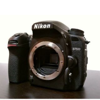 ニコン(Nikon)のd7500  ニコン  取り置き中(デジタル一眼)