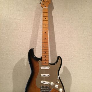 フェンダー(Fender)のフェンダージャパン  ST-57TX 2TS Nシリアル フジゲン製 GW値下げ(エレキギター)