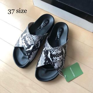 ドゥーズィエムクラス(DEUXIEME CLASSE)のタグ付き新品⭐️18SS／定価14904円／MOHI／モヒ クロスサンダル／37(サンダル)