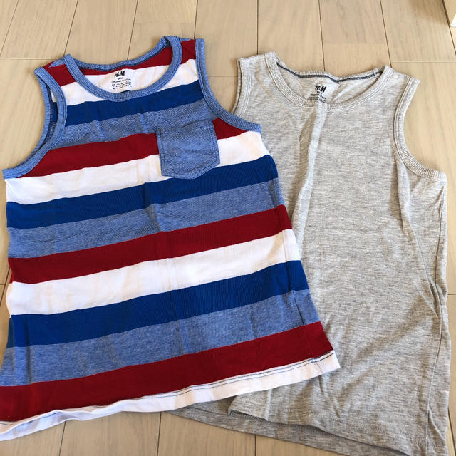 H&M(エイチアンドエム)のH＆M タンクトップ 2枚組 キッズ/ベビー/マタニティのキッズ服男の子用(90cm~)(Tシャツ/カットソー)の商品写真