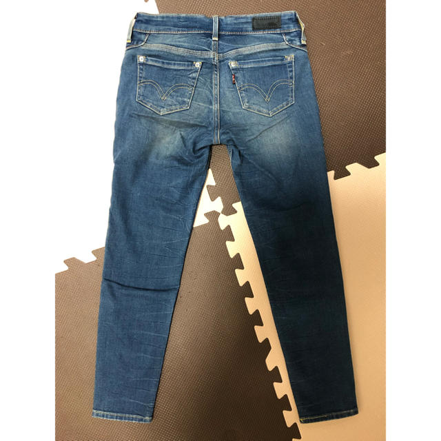 Levi's(リーバイス)のリーバイス ストレートデニム レディースのパンツ(デニム/ジーンズ)の商品写真