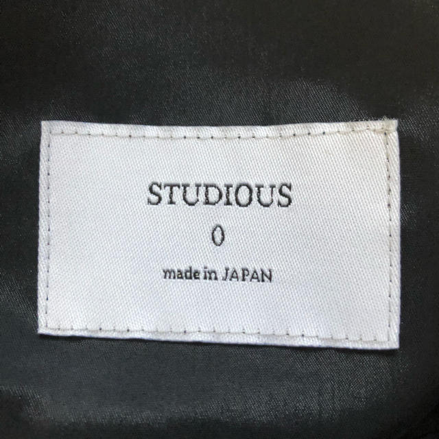 STUDIOUS(ステュディオス)のスタディオス STUDIOS ネイビー スモッグ レディースのジャケット/アウター(ナイロンジャケット)の商品写真