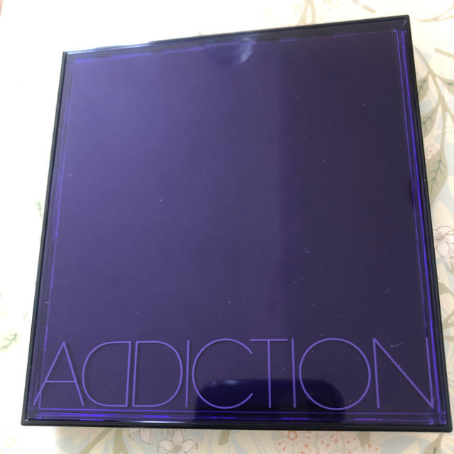 ADDICTION(アディクション)のADDCTION アイシャドウパレット コスメ/美容のベースメイク/化粧品(アイシャドウ)の商品写真