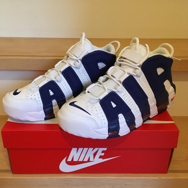 NIKE(ナイキ)のNIKE AIR MORE UPTEMPO NICKSカラー メンズの靴/シューズ(スニーカー)の商品写真