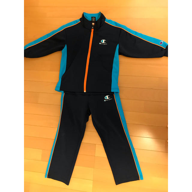 Champion(チャンピオン)のchampion 上下ジャージセット １２０cm キッズ/ベビー/マタニティのキッズ服男の子用(90cm~)(その他)の商品写真