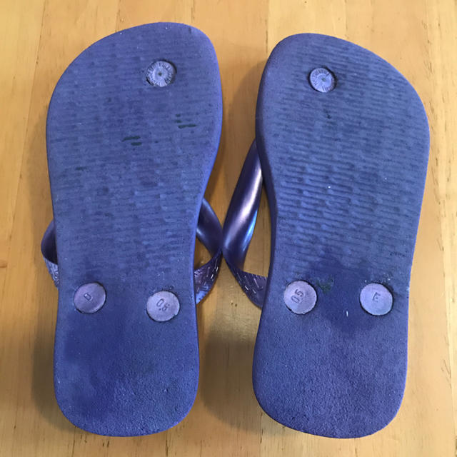 havaianas(ハワイアナス)のキッズ havaianas ハワイアナス キッズ/ベビー/マタニティのキッズ靴/シューズ(15cm~)(サンダル)の商品写真